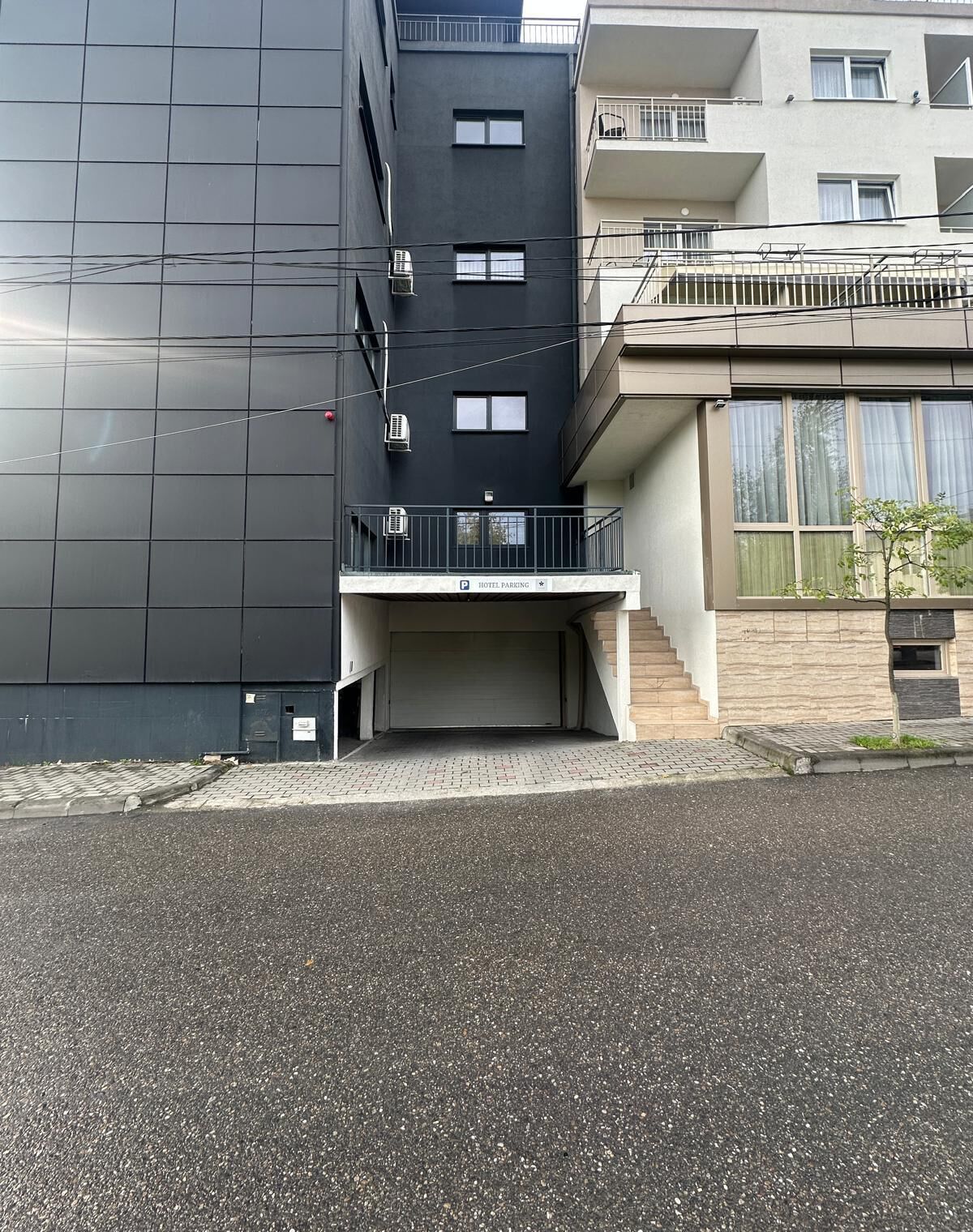 Aparcamiento sin asistencia gratuito