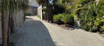 Refined suite in Barfleur, 2 steps from the port!