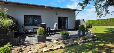 New modern 76m2 vacation apartment at the gateway to the island of Usedom