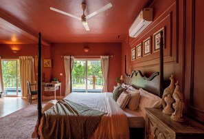 Straujárn/strauborð, aukarúm, ókeypis þráðlaus nettenging, rúmföt