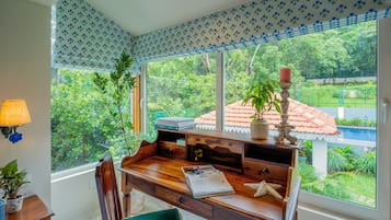 Iron/ironing board, rollaway beds, free WiFi, bed sheets
