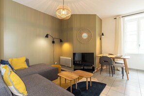 Apartment | Living area