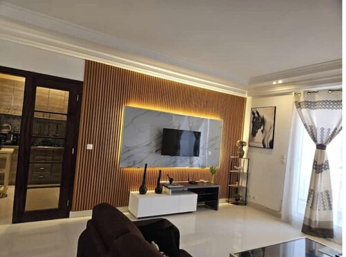 Appartement F2 meublé au cœur de dakar aux Almadies