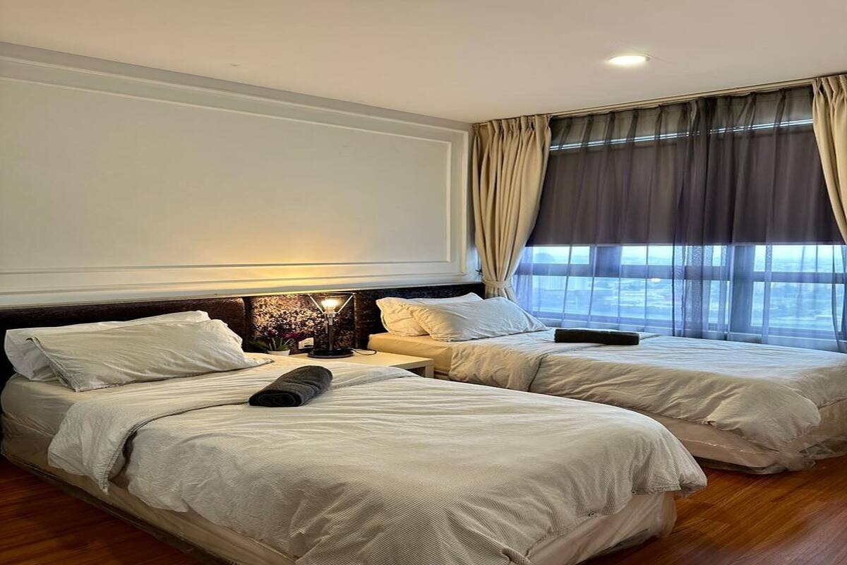 Deluxe Apartment, 2 Bedrooms, Balcony, City View