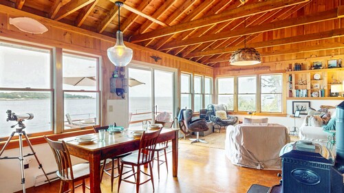Oceanfront Cottage with Panoramic Views | "On the Rocks" Boothbay, Maine