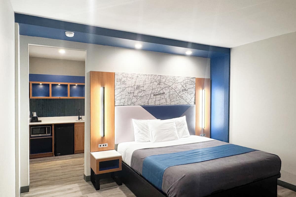 Deluxe Single Room