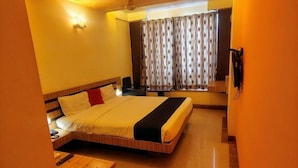 Deluxe Double Room, Balcony, City View - HOTEL THE APEX (Jaipur)