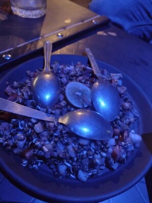 Café da manhã (INR 200 por pessoa)