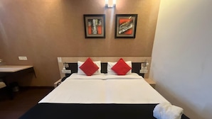 Classic Double Room, Non Smoking - HOTEL THE APEX (Jaipur)