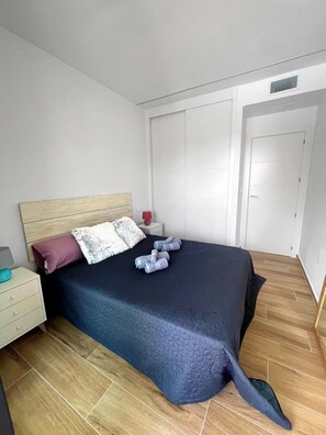 Appartement | 2 chambres, fer et planche à repasser