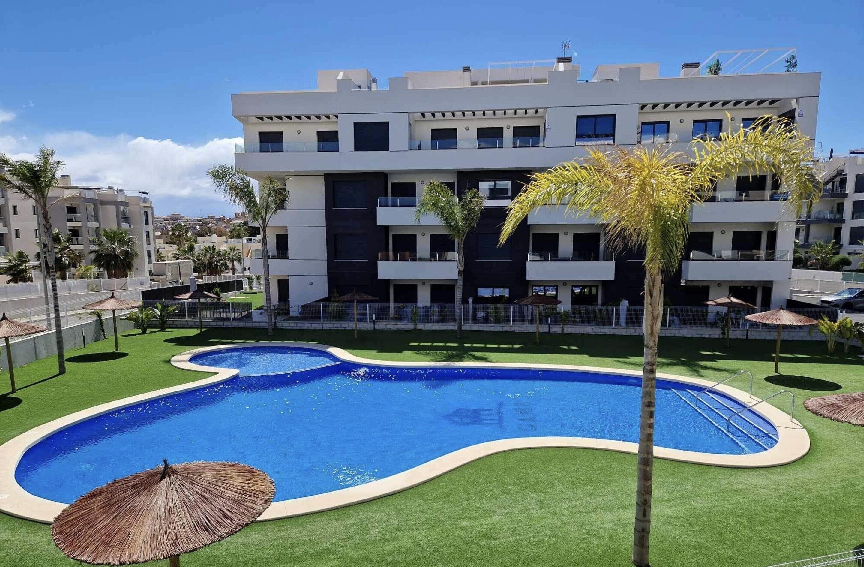 Apartment | Pool