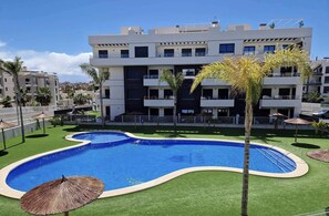 Apartment | Pool