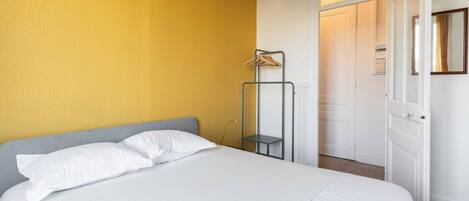 Apartment | 1 bilik tidur, ruang kerja komputer riba, seterika/papan seterika