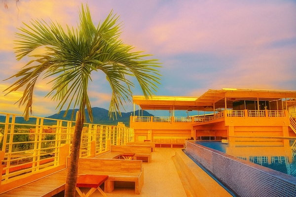 Rooftop pool