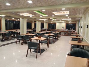 Restaurant - ECKO Premier New Yoga (Joshimath)