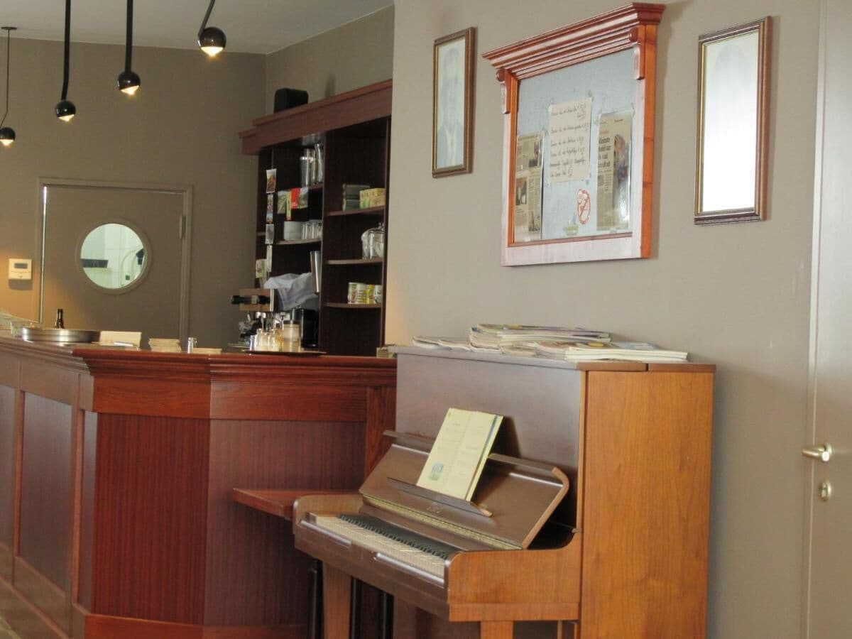 فطور أوروبي مجانًا يوميًا