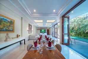 Dining - Soothing Villa Ellyne in beautiful Badung (Badung)