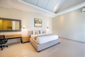 4 habitaciones, tabla de planchar con plancha, wifi y ropa de cama 