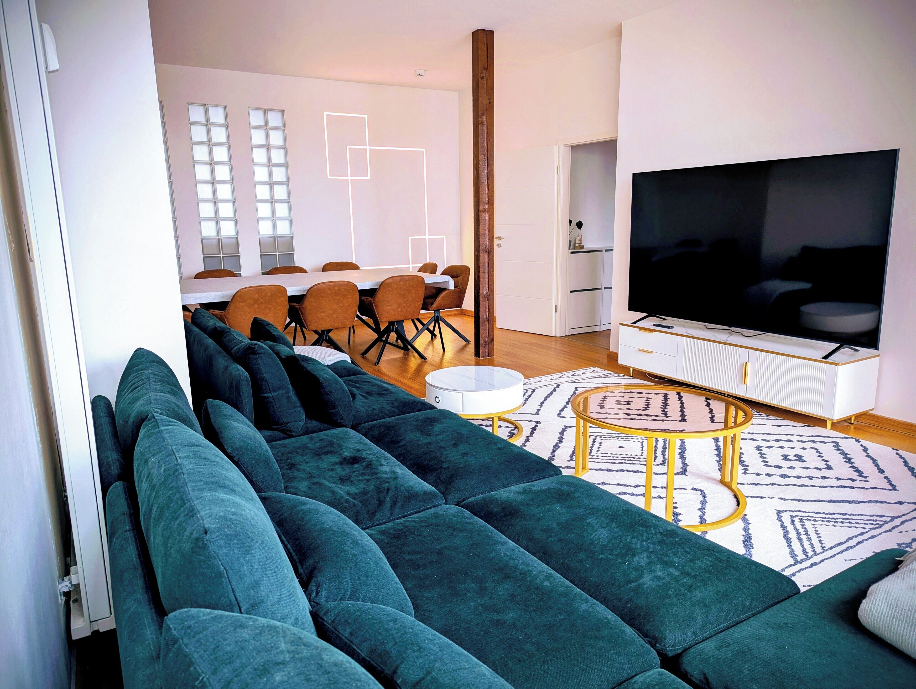 Smart-TV, Tischfußball