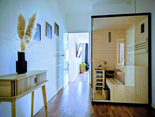 Sauna - Exclusive family oasis with roof terrace, sauna and entertainment (Magdeburg)
