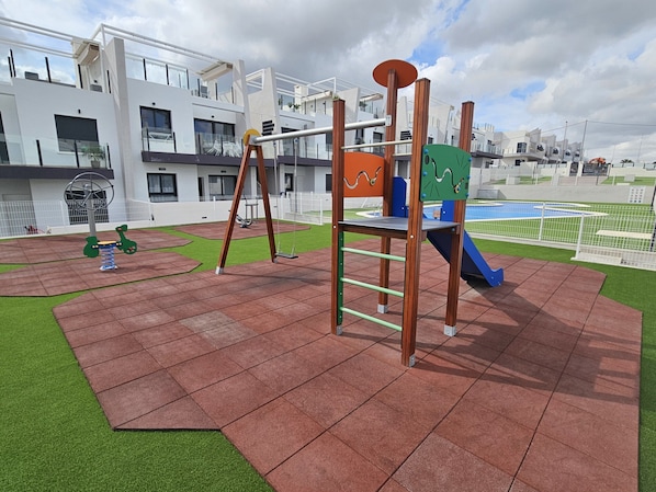 Apartment | Garden