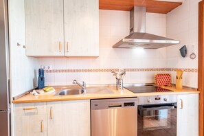 Apartment | Private kitchen - Apartment Near Guadiana (Ayamonte)