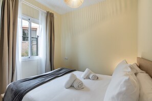 3 bedrooms, iron/ironing board