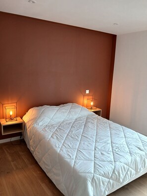 4 camere
