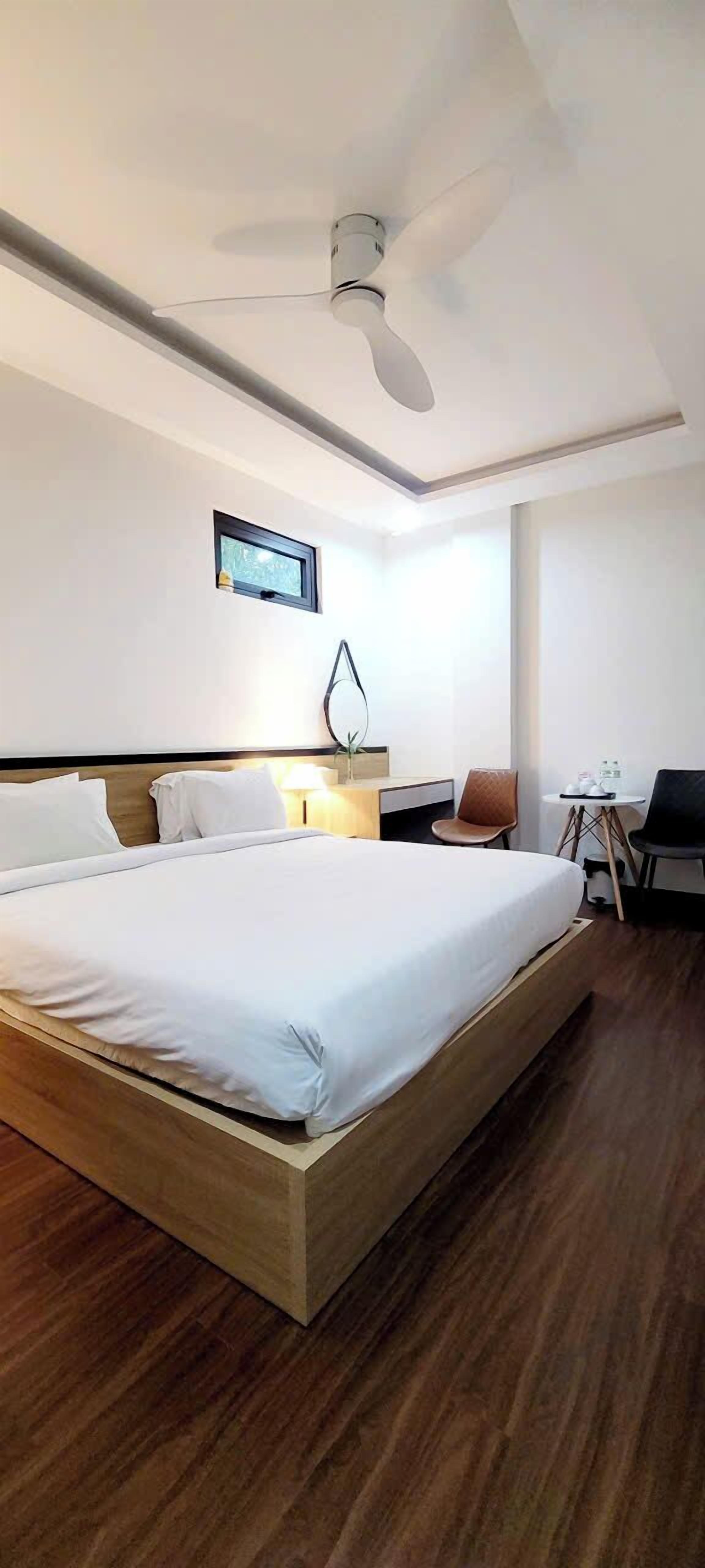 Deluxe Double Room | In-room safe, blackout curtains, free WiFi