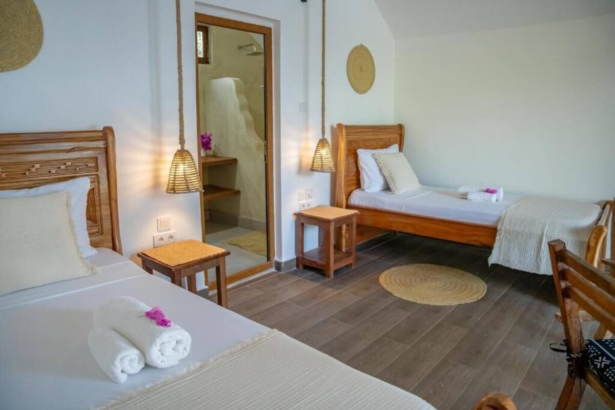 Deluxe Twin Room, Partial Ocean View | In-room safe, free WiFi
