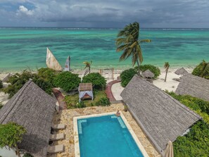 บริเวณภายนอก