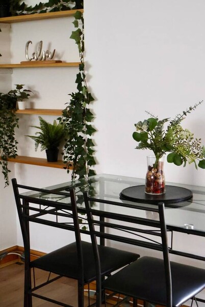 1-Bed City  Centre Flat + Free Parking