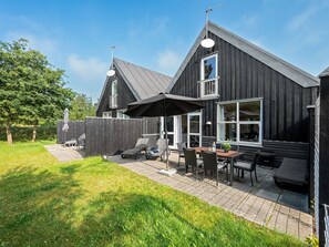 Outdoor dining - "Lucjan" - 800m from the sea by Interhome (Vejers Strand)