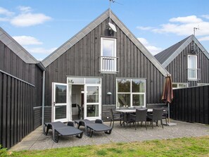 Ulkoruokailutilat