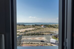 Apartment | Exterior - Bright Home 50m From the Sea (Torrevieja)