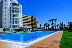 Apartment | Pool | Outdoor pool - Bright Home 50m From the Sea (Torrevieja)