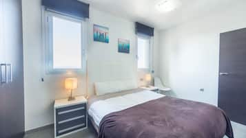 Huoneisto | 2 makuuhuonetta, silitysrauta/-lauta