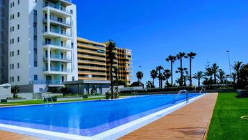 Apartment | Pool | Outdoor pool