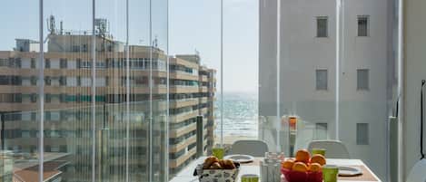 Apartment | Speisen im Freien