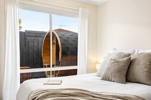 3 Schlafzimmer, Schreibtisch, Bügeleisen/Bügelbrett, kostenloses WLAN
