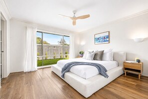 3 slaapkamers, een bureau, een strijkplank/strijkijzer, gratis wifi