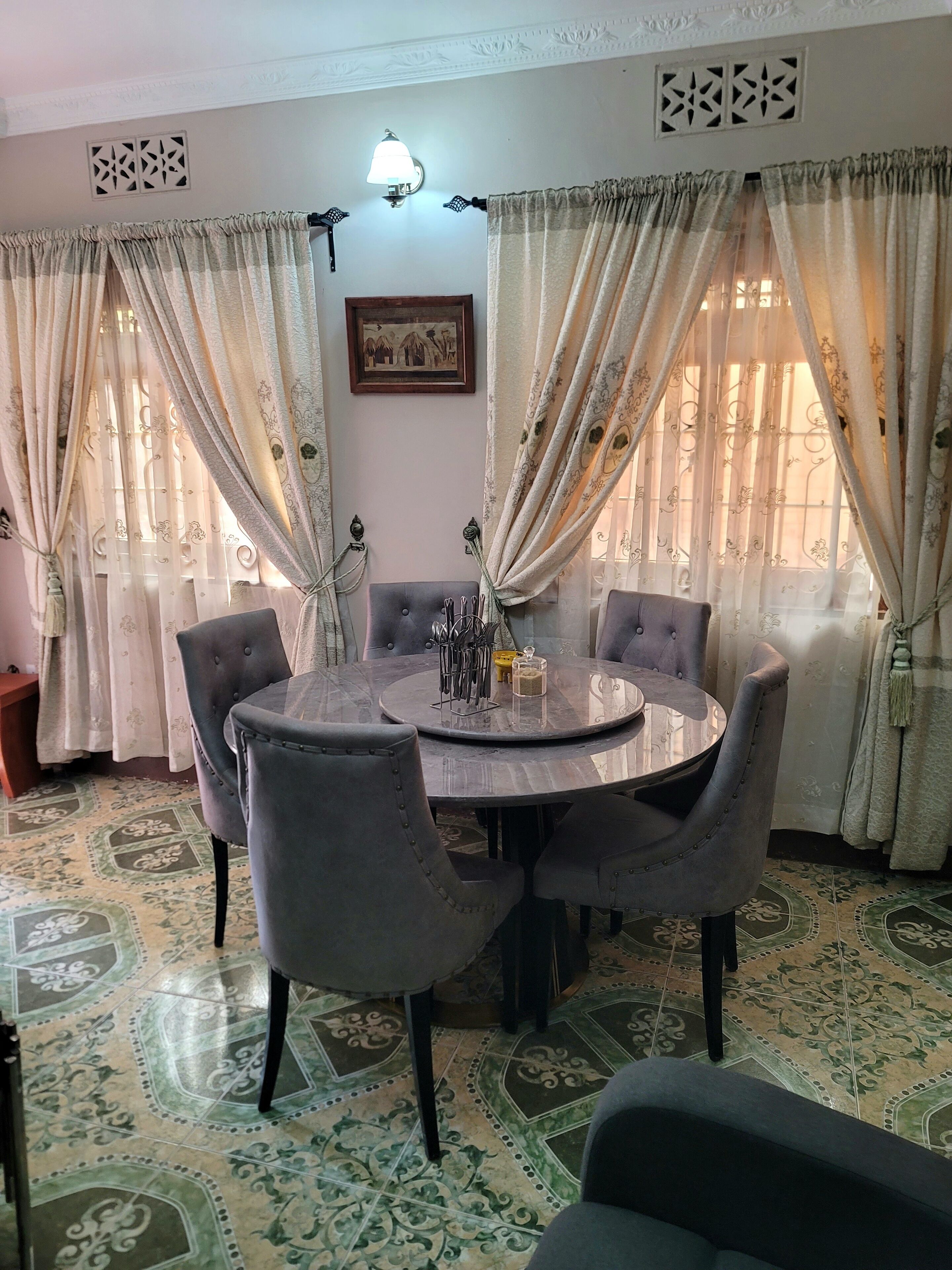 Deluxe Apartment | In-room dining