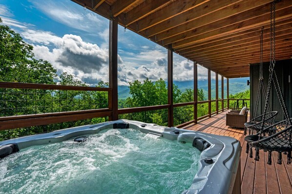 Bain à remous extérieur