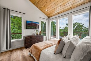 3 habitaciones, tabla de planchar con plancha, cuna de viaje y wifi