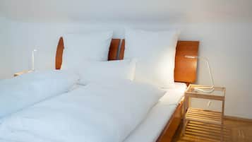 Internet, bed sheets