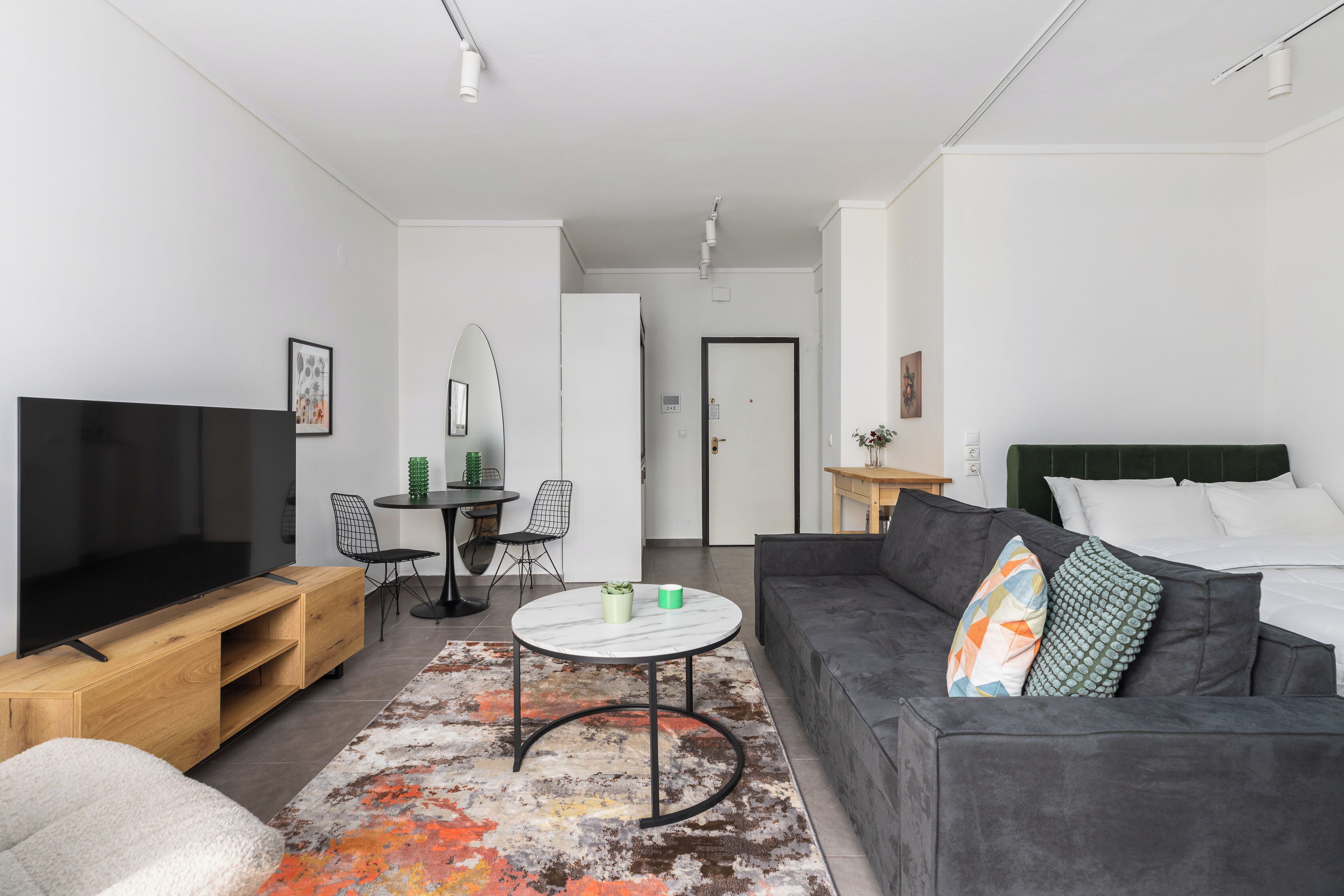 Huoneisto, parveke, kaupunkinäköala | Silitysrauta/-lauta, ilmainen Wi-Fi