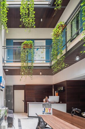 Lobby - Oasis Backpackers Hostel Sevilla (Seville)