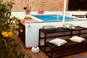 Room - Joy Setas Coworking (Seville)