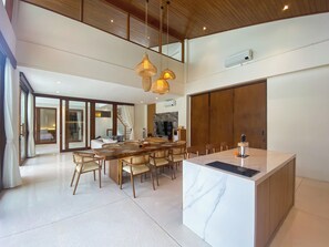 Interior - Fantastic The Aurum Villa in beautiful Bali (Bali)