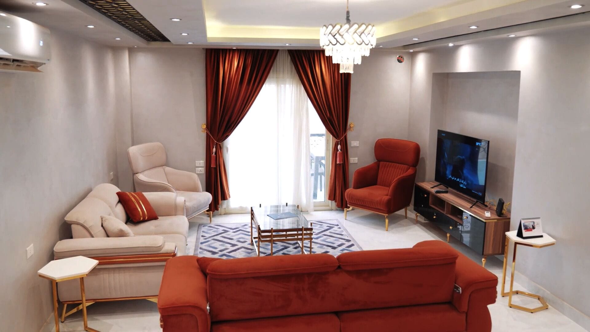 Premium Apartment, 3 Bedrooms | Living area